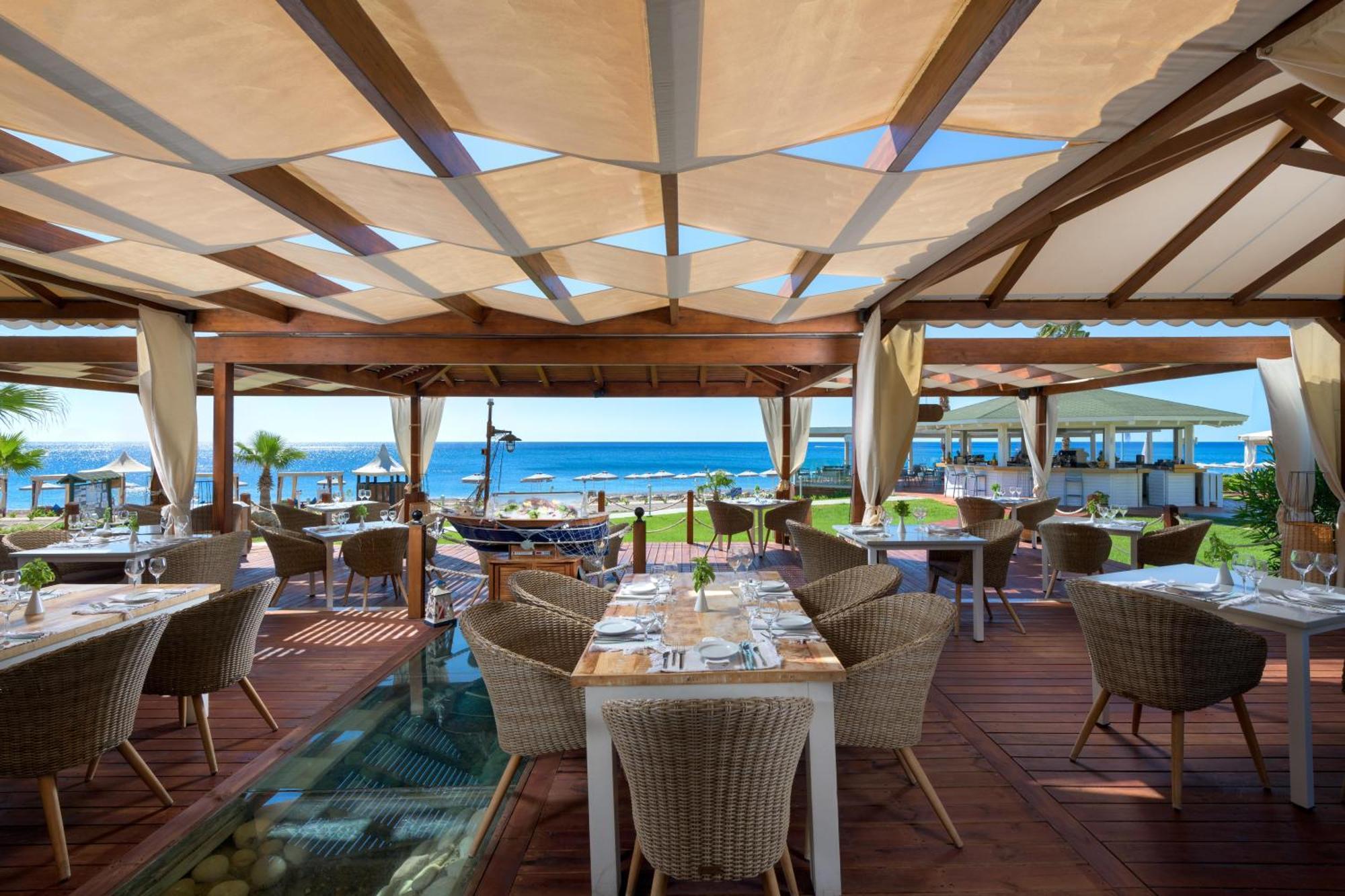 Rodos Palladium Leisure & Wellness Kallithea  Exterior photo The restaurant at the hotel